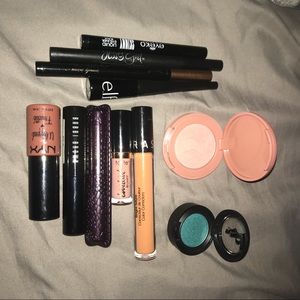 Makeup bundle